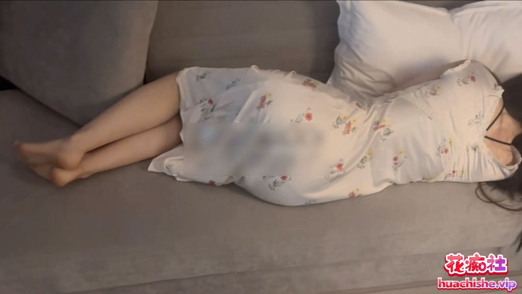 约啪大三女神